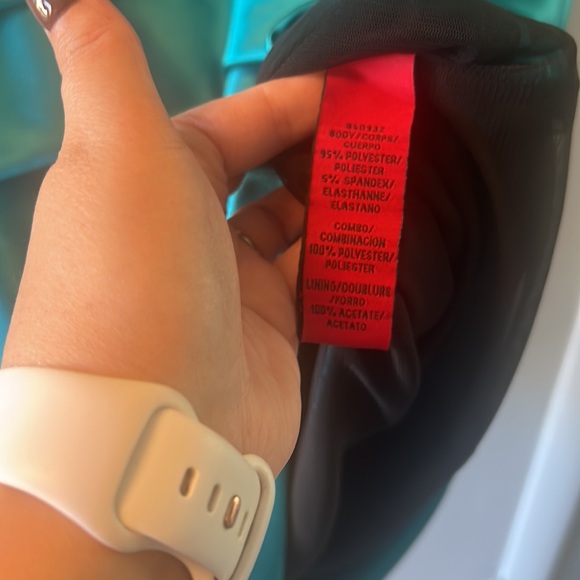 JS Collections Formal Dress - Picture 7 of 8